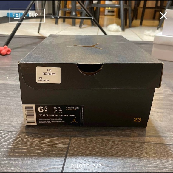 Air Jordan 12 Retro Plum - Picture 8 of 8